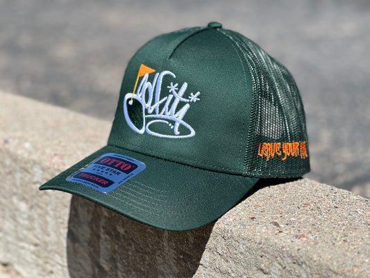 tag script hat - green